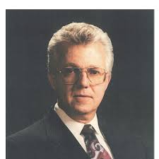 Amazon.com: Robert Lowery: books, biography, latest update