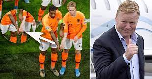 Any like/subscribe will help him keep up the work. One Classy Gesture Wijnaldum And De Jong Performed In Their Joint Appearance Under Koeman