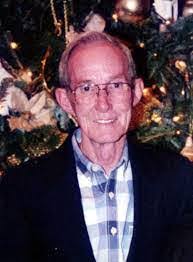 Robin Alverson's Instagram, Twitter & Facebook