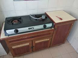 * basic small unit with 1+2 doors , 2 levels internal storage , table top with tiles. Kabinet Dapur Gas Dan Dapur Gas Kitchen Appliances On Carousell