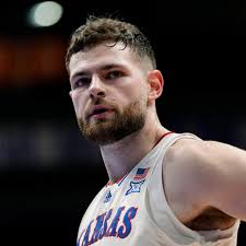 Hunter Dickinson Reacts to Big Kansas News