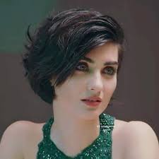 Makyajsız hiç bir özelliği olmayan bayandır. Image About Tuba Buyukustun In Tuba By Reham Hegazy