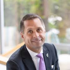 Superstar Leasing Consultants at Villas Fashion Island! Megan Harm and Casey  Canales. Breaking all the records in Sales.