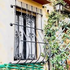 Scegli La Sicurezza E Fallo In Bello Stile Inferriata Bombata Rosone Lance Grating Ferrobattuto Wroughtiron Design Irondesign Security Sicu