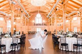 Middleburg Barn Leesburg Va Wedding Northern Virginia Wedding Venues Wedding Ceremony Programs Beautiful Wedding Venues
