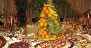 Nici strugurii nu ar trebui să lipsească din meniul de anul nou. Ce MÄƒnanci De Revelion IÈ›i Poate InfluenÈ›a Tot Anul Cuget Liber