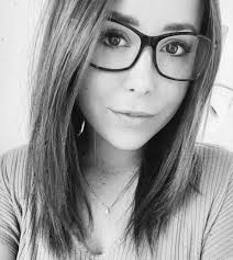 🤓 . . #girlboss #womenstrong #womensupportingwomen