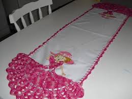 Caminho De Mesa De Tecido Com Barrado De Croche Caminho De Mesa No Elo7 Atelie Sil Bueno 108280 Grafico Flor Cantinho Da Arte Caminho De Mesa De Croche