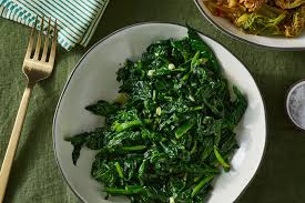 Garlic Stir-Fried Spinach