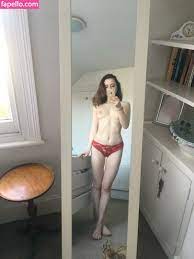 Lily mo sheen leaks