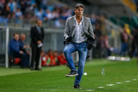 Brazylijski trener piłki nożnej i renato portaluppi (ur. Renato Gaucho Deve Permanecer No Gremio Por Mais Uma Temporada Lance