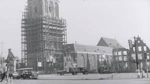 Martinitoren Groningen In 1945 Vlak Na De Bevrijding Groningen Stad Nederland