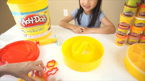 Come and meet the characters! Peppa Pig Play Doh Rainbow Ice Cream Shop Toy Video For Kids