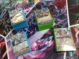 In addition, the nation applicable to standard format and premium format is indicated on the card. Learn How To Build A Cardfight Vanguard Deck For The Premium Format Awesome Card Games