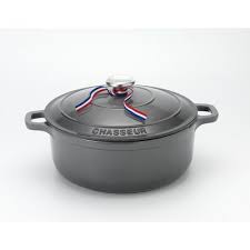 Chasseur French Cast Iron Round Dutch Oven Capacity 71 Qt
