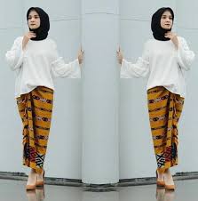 Kami jual kain tenun tradisional atbm dengan berbagai jenis : Rok Lilit Tenun Ikat Troso Jepara Bawahan Kebaya Motif Xl Xxl Lazada Indonesia