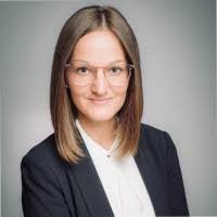 Vera Kraus's Instagram, Twitter & Facebook