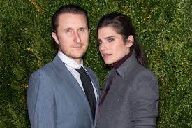 Excerpt from 'how to make it in america' tv series. Lake Bell Scott Campbell Trennung Nach Sieben Jahren Ehe Gala De
