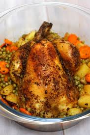 Le saler et démarrer la cuisson au four à couvert pendant 40 minutes à. Poulet Au Four Pommes De Terre Petits Pois Et Carottes Amandine Cooking