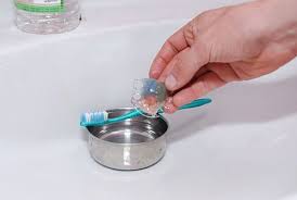 Fill a glass with enough water to cover your retainers. 5 Ways To Clean Your Retainer How To Clean Retainers Metal Retainer How To Clean Metal