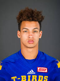 Moe Hassan's Instagram, Twitter & Facebook