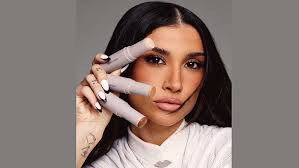 Boca Rosa lança Stick Pele com 50 tons disponíveis