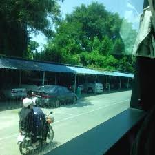 Keupayaan zon bebas cukai bukit kayu hitam dalam memajukan sektor pelancongan/rozaimi bin majid. Komplek Bebas Cukai Bkt Kayu Hitam Bukit Kayu Hitam Kedah