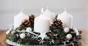 Na adventním věnci je čas zapálit první ze čtyř svíček. Prvni Adventni Nedele Je Jiz 28 Listopadu 2021 Blogy Zeny S R O