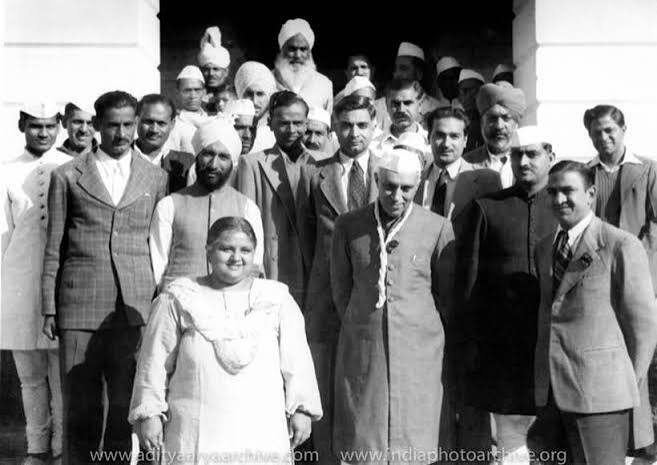 1945 INA trials: a rare glimpse from the lens of photojournalist Kulwant Roy | Research News - The Indian Express