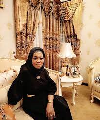 Zaiton mula mencipta nama apabila menjuarai juara lagu 1987 dengan lagu popularnya menaruh harapan ciptaan a.ali, lirik oleh habsah hasan. Zaiton Sameon Terus Menaruh Harapan Agar Ingatannya Pulih Kembali 100 Berita Mediacorp