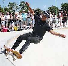 Titus dittmann steht etwas kritischer olympia gegenüber: Skateboard Olympia 2020 18 Jahriger Lenni Janssen Macht Skaten Gross Welt