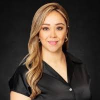 Abby Perez's Instagram, Twitter & Facebook