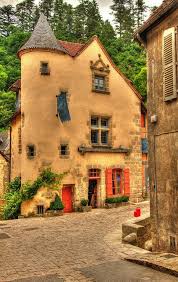 Hdr Antique Dealers Pont Aubusson France Paysage France Les Regions De France Et Tourisme En France