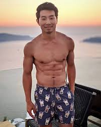 A bfa graduate from the acting conservatory at york university, she has amassed an impressive resume, with roles in second jen, suits, kim's convenience. Simu Liu Gay Or Girlfriend Shirtless Underwear Young Boy Photos
