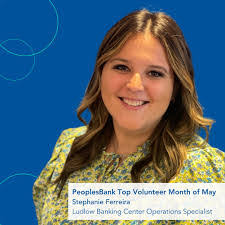 Stephanie Pitzer's Instagram, Twitter & Facebook