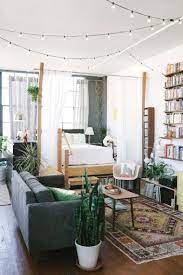 romantische familieloft met boekenkast als eyecatcher interior junkie studio appartement decoreren gezellig appartement decor decoratie klein appartement