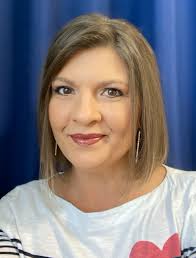 Amanda Reffitt's Instagram, Twitter & Facebook