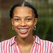 Olivia Butts's Instagram, Twitter & Facebook