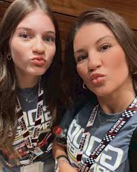 Danielle, Blayke, Ava, Parker & Hazel 🤍all looking so sweet 😍 ❤️