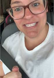 Queen Leash (@mamatoomany)