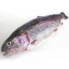 Due filetti di trota già puliti di circa 200 g ognuno. Arco Azzurro Pescheria On Line La Freschezza Del Pesce Appena Pescato Direttamente A Casa Tua Trota Salmonata Pulita