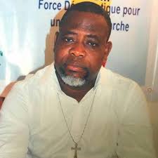 Je suis en colère !😡😡 Oui je suis en colère contre les leaders de  l'opposition qui par leur inaction et intérêts personnels sacrifient la  jeunesse. Je suis fatigué de recevoir inbox et