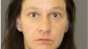 Woman charged in daughter's death will use insanity defense