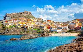 The coastline is generally rocky and high, with some straight stretches, deep bays, headlands, and rias. Ou Aller En Sardaigne Mes Endroits Preferes A Decouvrir En Sardaigne
