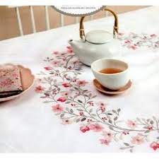 Biete decke zum selbst sticken ostermotiv mit garn. 9 Tischdecken Ideen Stickpackungen Sticken Decke