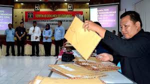 Lowongan tersebut terdiri dari guru, tenaga kependidikan, dan penjaga sekolah bantu sementara berstatus bukan pns. Pelamar Cpns Paling Banyak Buru Posisi Penjaga Tahanan Bisnis Liputan6 Com