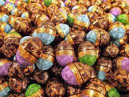 L'altro giorno ho detto serissimamente a nestore: Vendita Online Ovetti Di Pasqua Lindt Fondenti Assortiti Ripieni Cremosi Shop On Line E Prezzi Pasqua Lindor