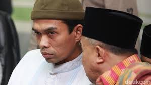 Ustaz abdul somad (uas) menikah dengan fatimah az zahra salim barabud. Dari Mana Mellya Dapatkan Chat Uas Dengan Perempuan Malaysia