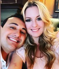 Instagram vs reality. #Selfie #Couple #Newlyweds #Cute #Travel  #instagramvsreality #SuperCute #Love #Airpods #OnTheBeach #PeepTheBirthmark