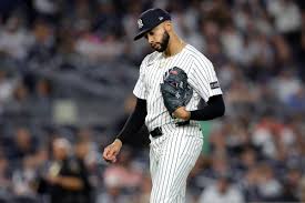 Yankees' Devin Williams Addresses Fans' Chants for Luke Weaver - Athlon  Sports